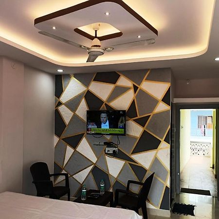 Hotel Grand View Пури Экстерьер фото
