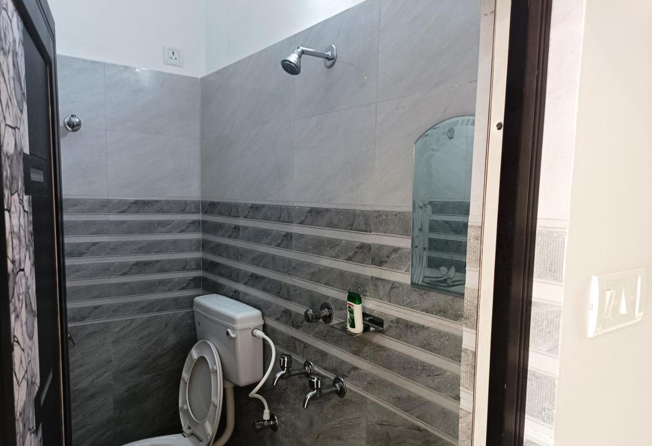 Hotel Grand View Пури Экстерьер фото