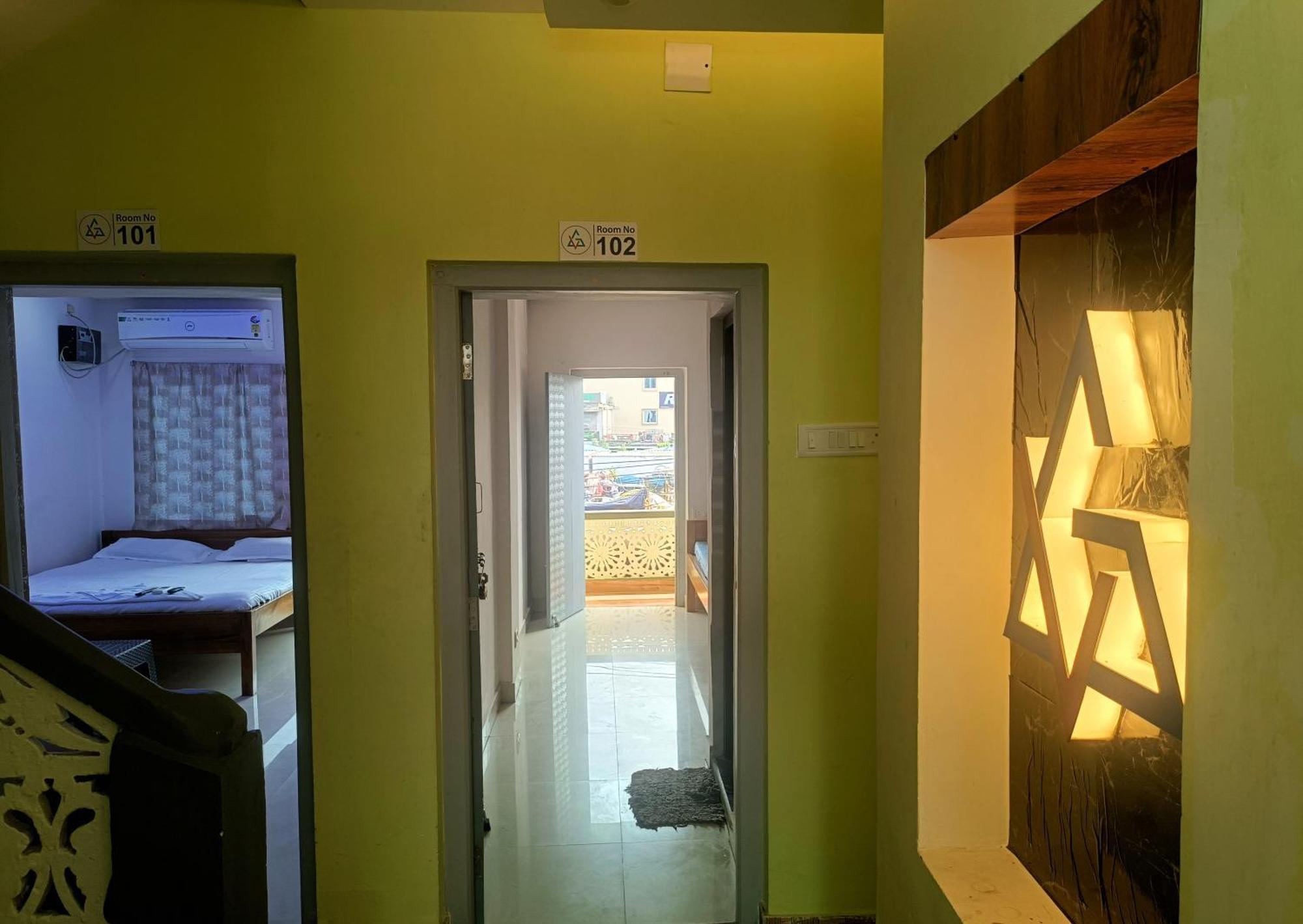 Hotel Grand View Пури Экстерьер фото