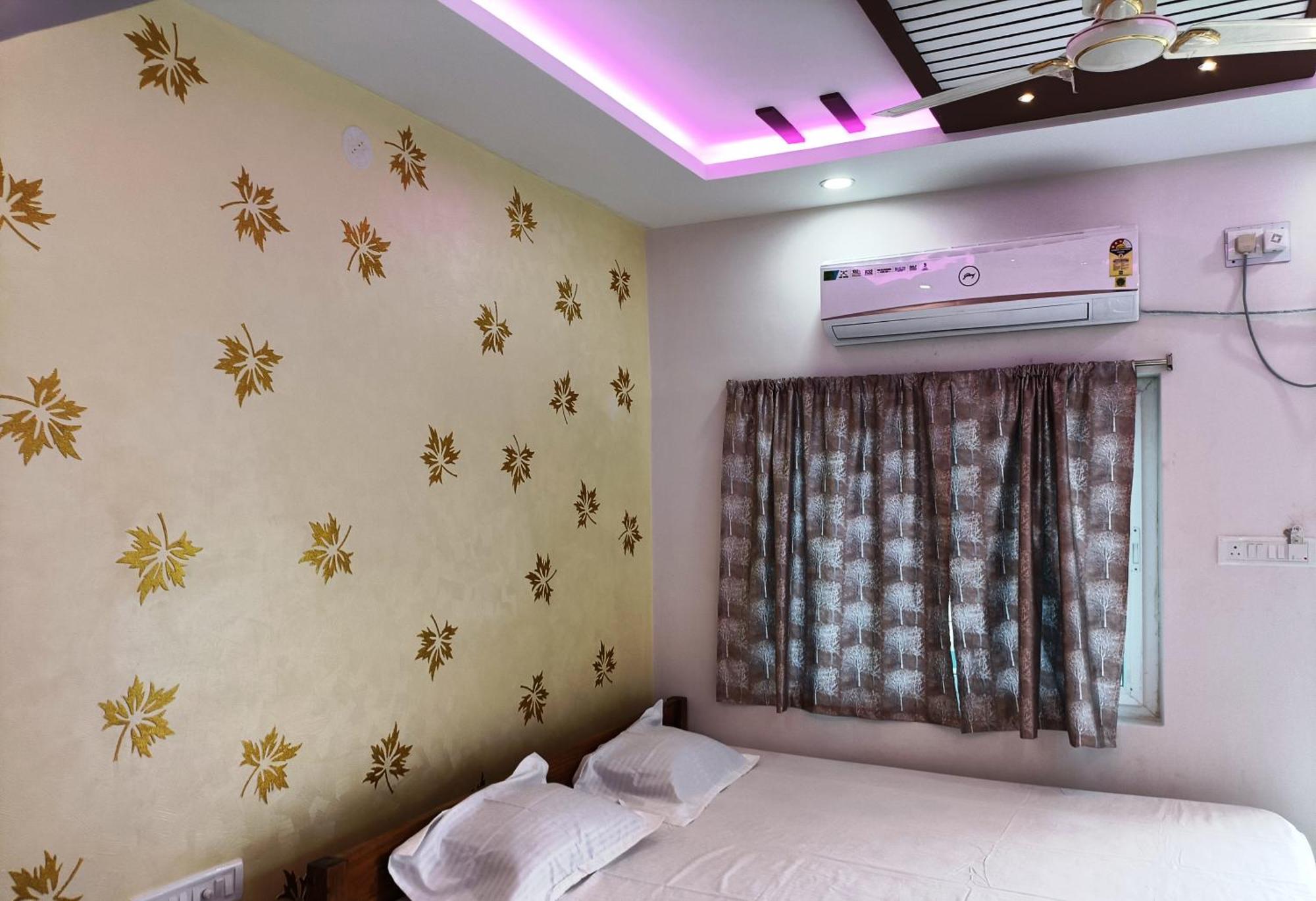 Hotel Grand View Пури Экстерьер фото