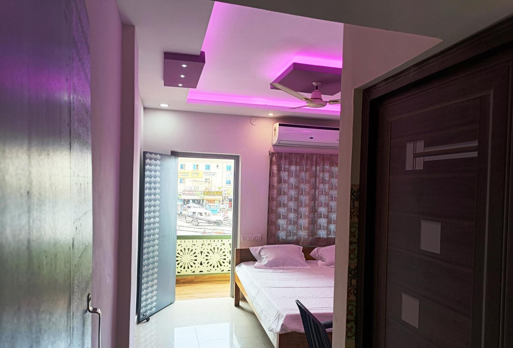 Hotel Grand View Пури Экстерьер фото