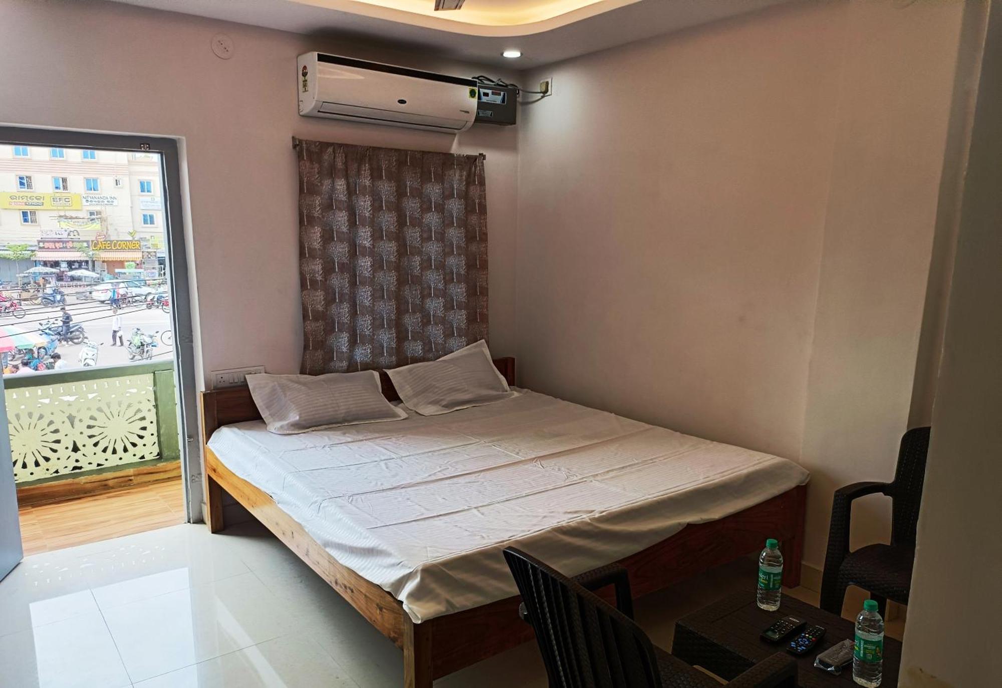 Hotel Grand View Пури Экстерьер фото