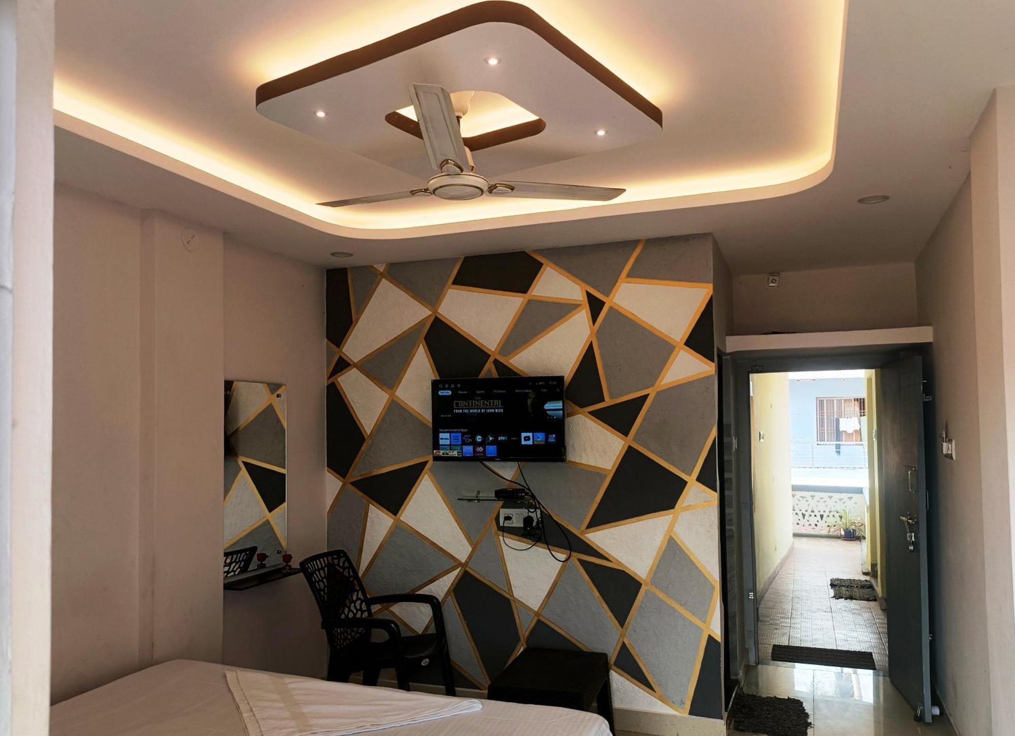Hotel Grand View Пури Экстерьер фото